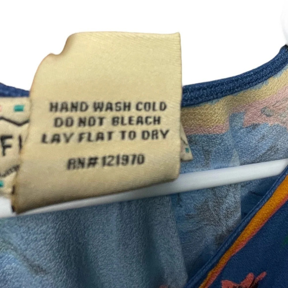 Flying Tomato Wrap High Low Dress Tie Blue Floral Bell Sleeves Size Small Summer - Picture 5 of 8